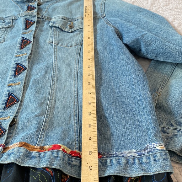 Upcycled long denim duster / jean jacket OOAK Reworked tiered appliqué boho - Picture 10 of 12